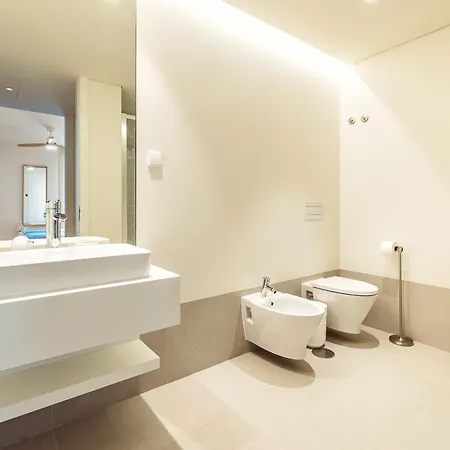 Apartamento Bayline Beachfront Pools, & Gym