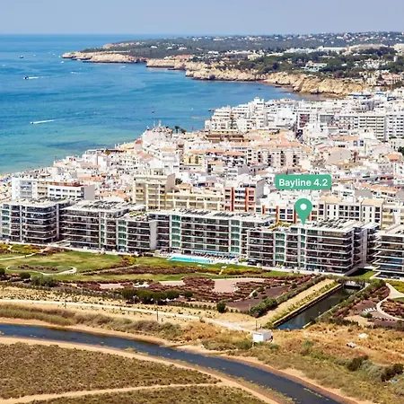 דירה Bayline Beachfront Pools, & Gym *